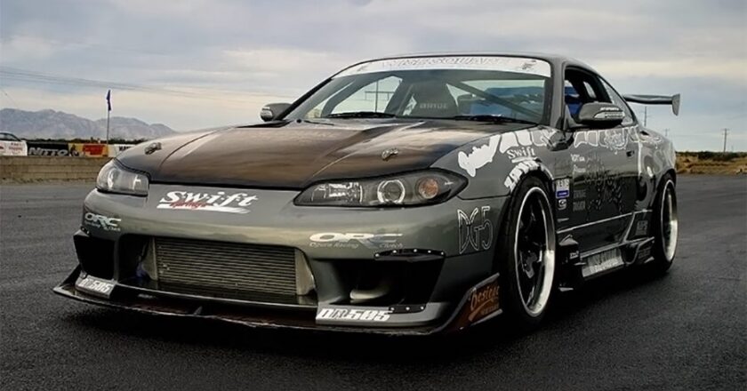 Nissan Silvia S15